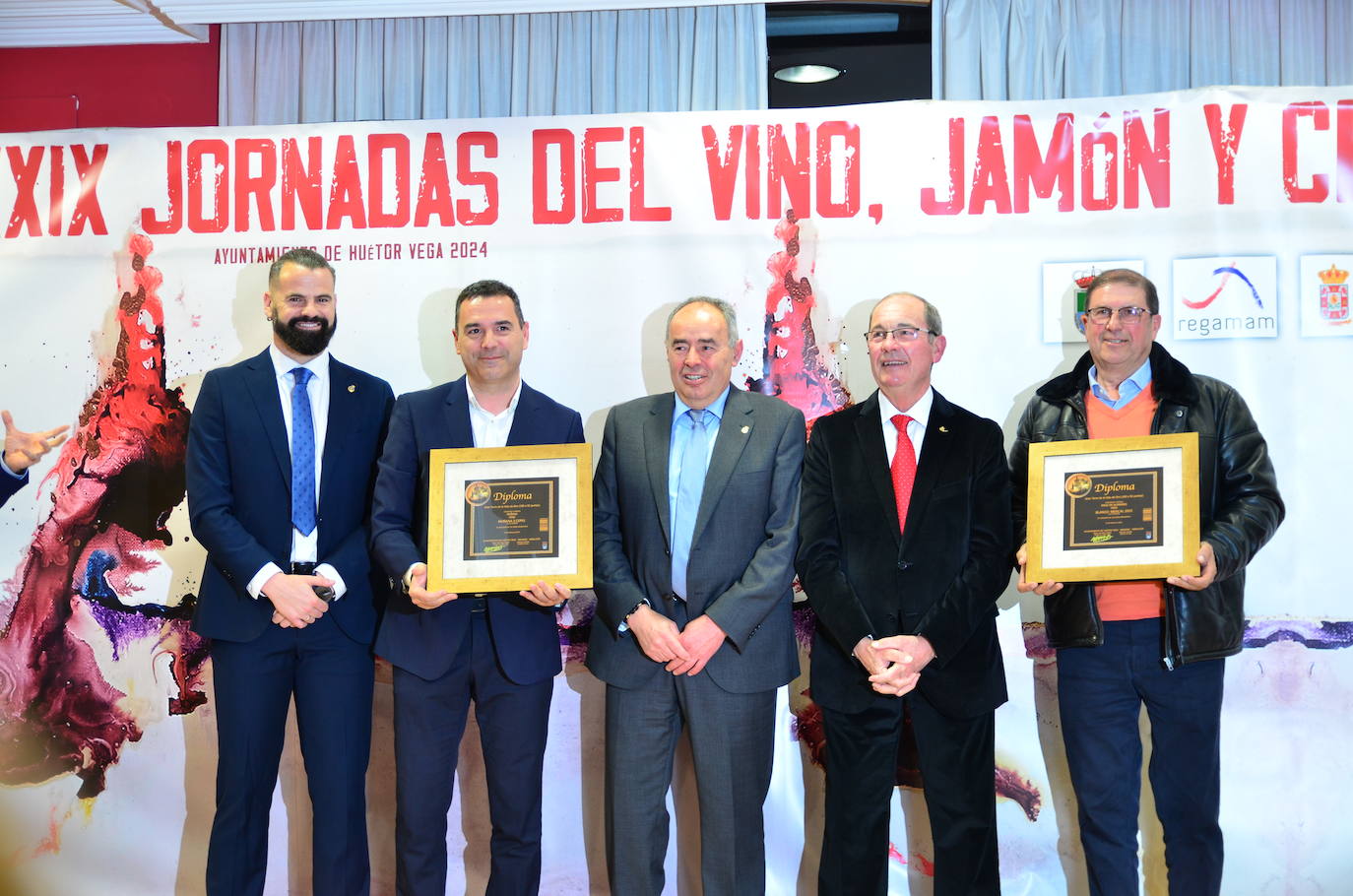Entrega de premios de los certámenes de vinos en Huétor Vega
