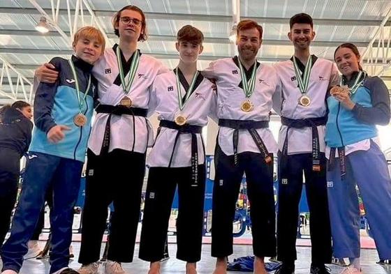 El medallero hueteño, en la localidad malagueña de Alameda.