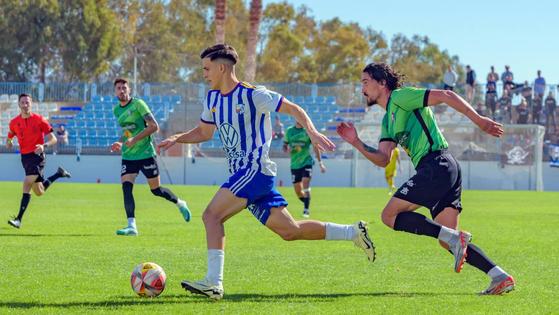 El CD Huétor Vega vuelve a pelear por el 'play off' de ascenso a Segunda RFEF