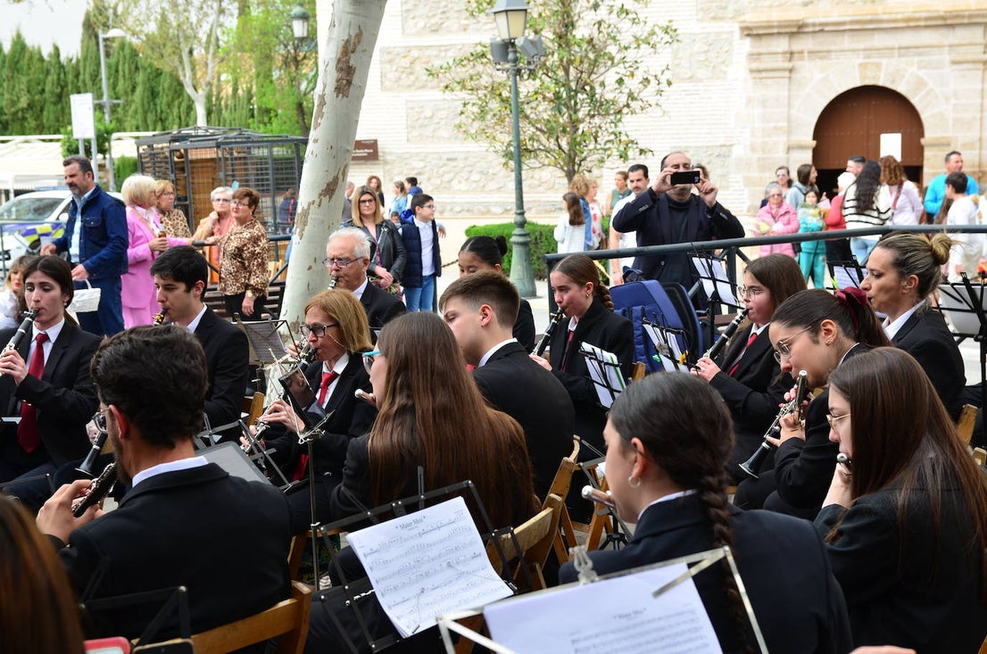 La Banda de Música de Huétor Vega trae el sonido de la Semana Santa