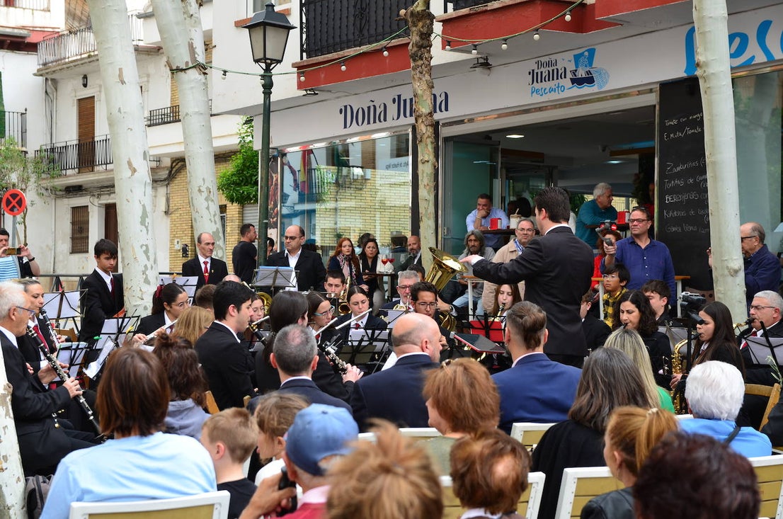 La Banda de Música de Huétor Vega trae el sonido de la Semana Santa