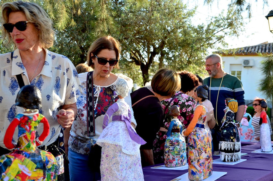 Huétor Vega rinde homenaje a Carmen Vargas, una mujer pionera en su tiempo