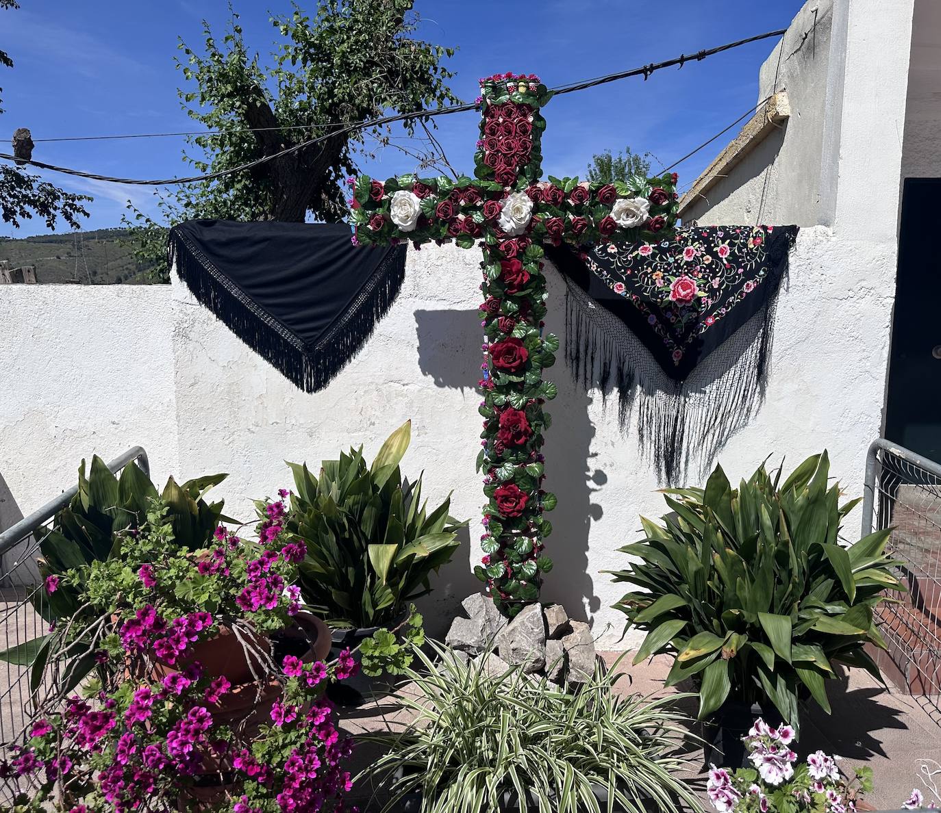 Cruz del restaurante Los Rebites.