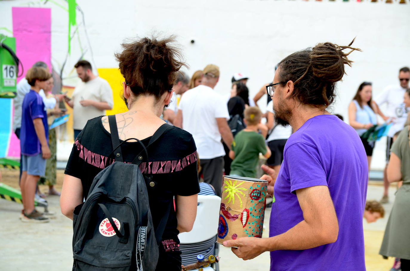 Un mural en Huétor Vega recuerda la importancia de «sembrar el futuro»