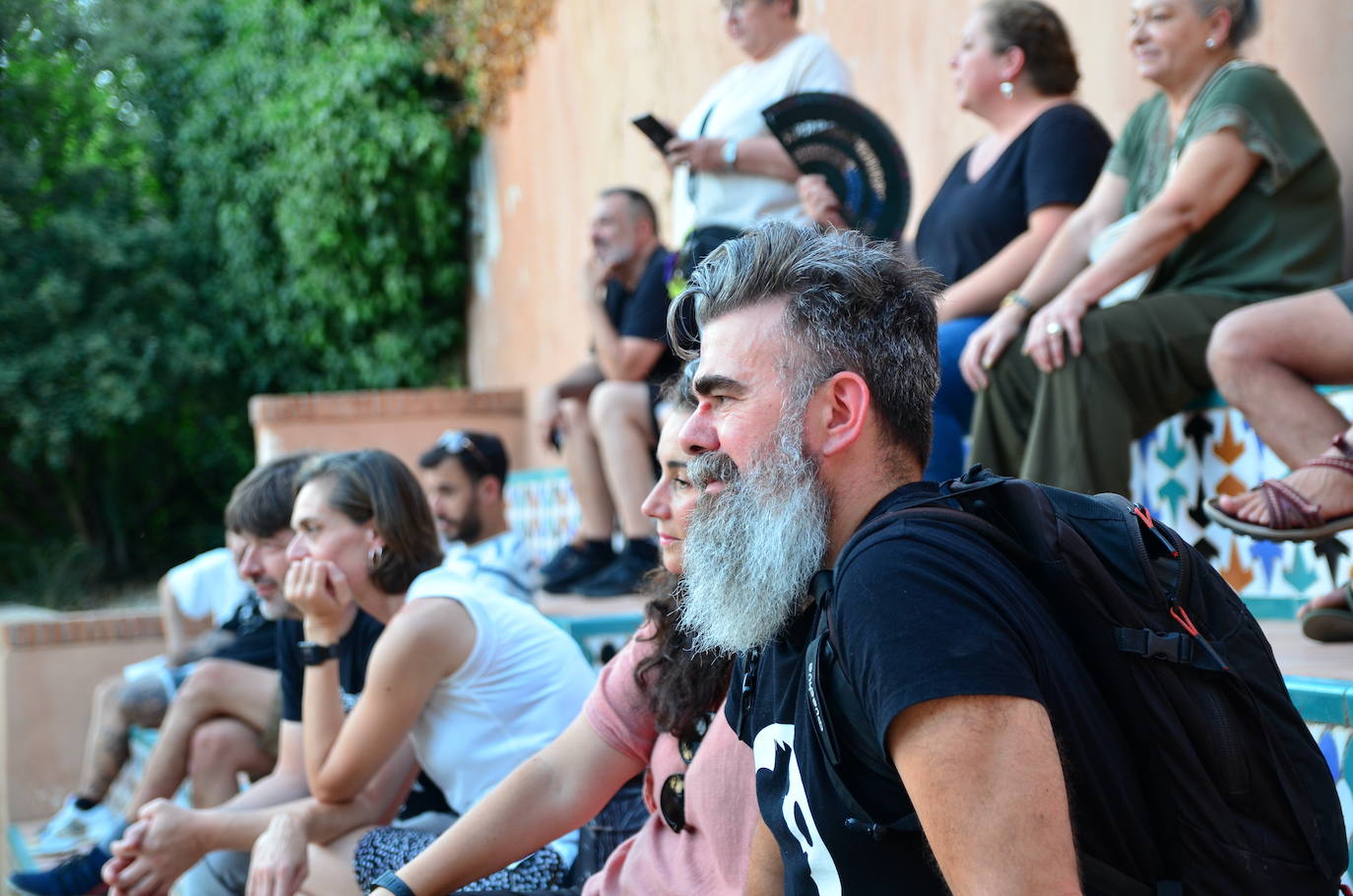 Huétor Vega abre el micro y el escenario se llena de talento