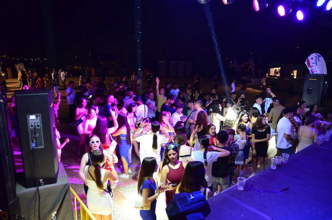 El 'fiestón' de los jóvenes en Huétor Vega