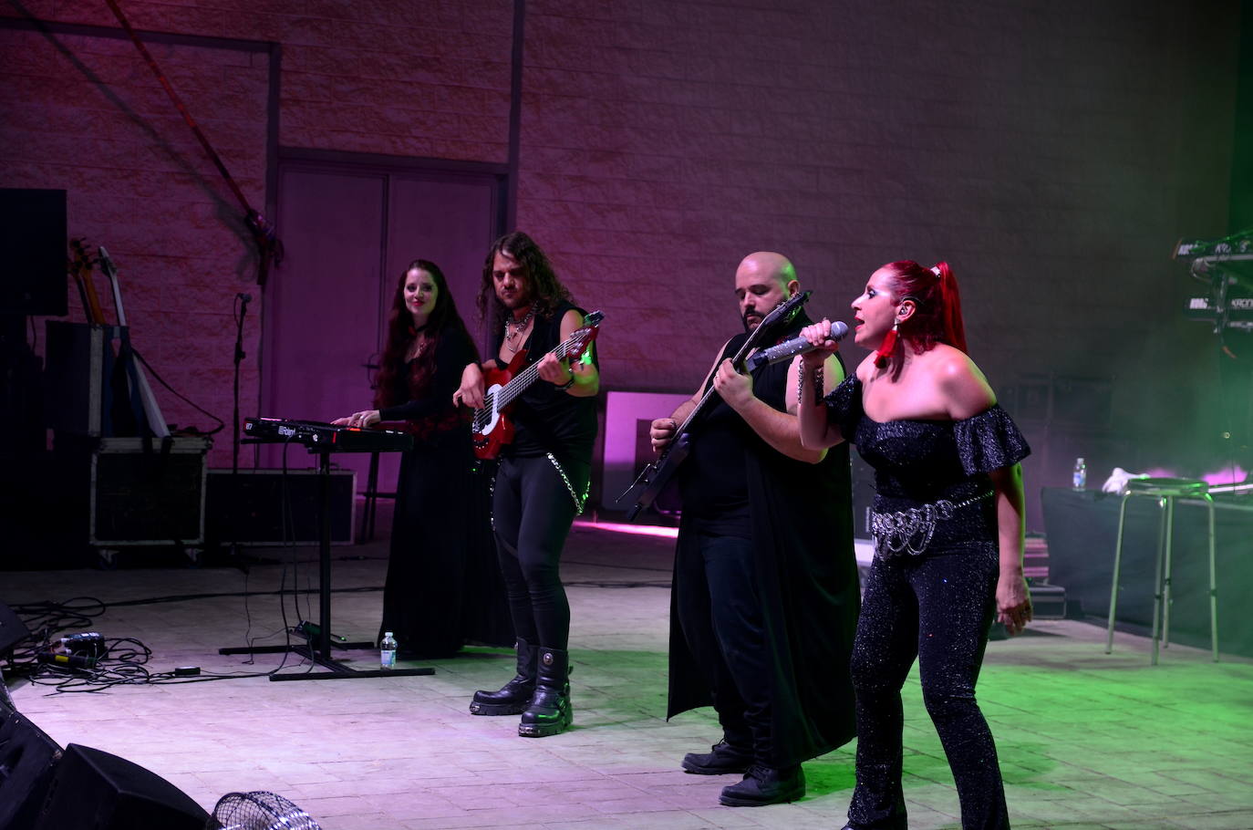 Locura con Medina Azahara en Huétor Vega