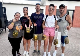 Melones convertidos en bonitos farolillos, en Huétor Vega.