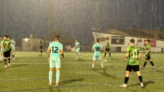 El CD Huétor Vega se luce con una goleada en el arranque liguero