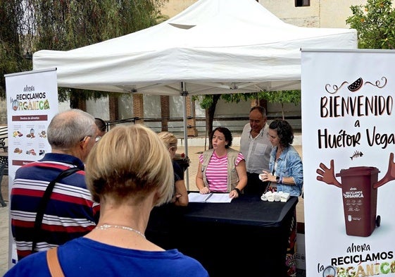 El Ayuntamiento de Huétor Vega inicia la implantación del contenedor marrón.