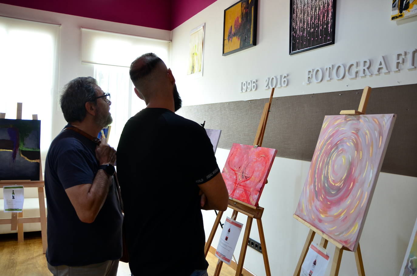 Así ha sido la quinta edición del concurso de pintura rápida abstracta de Huétor Vega