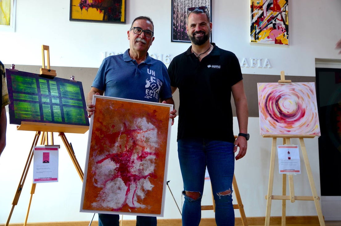 Así ha sido la quinta edición del concurso de pintura rápida abstracta de Huétor Vega