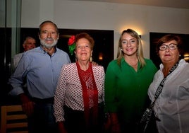 Cena, baile y canción de autor en San Miguel de Huétor Vega