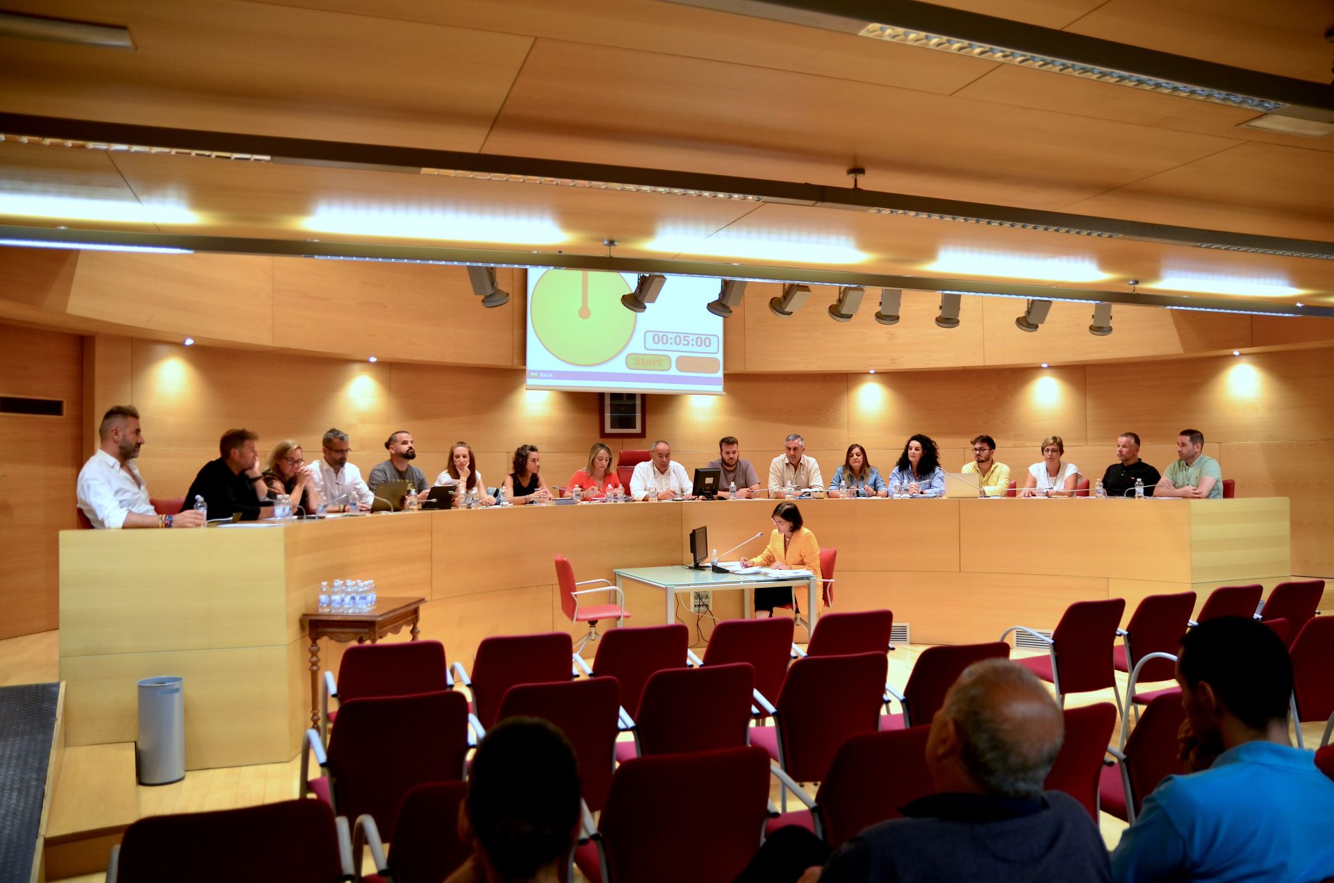 El pleno de Huétor Vega, ayer.