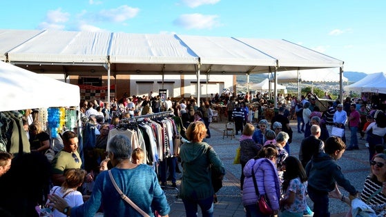 Huétor Vega impulsa el comercio local con su primera Feria de Otoño