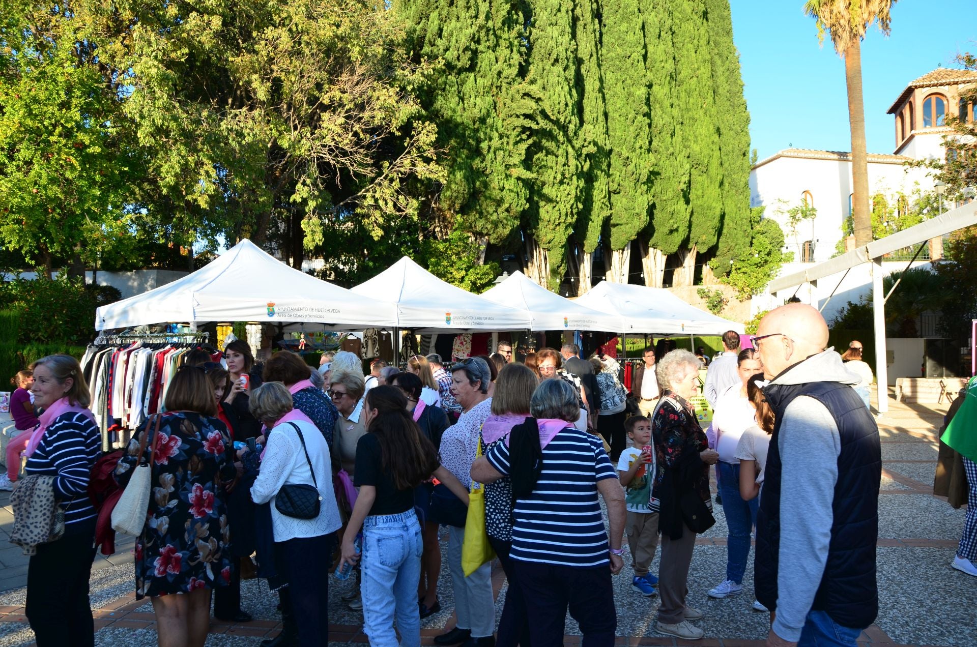 Huétor Vega impulsa el comercio local con su primera Feria de Otoño