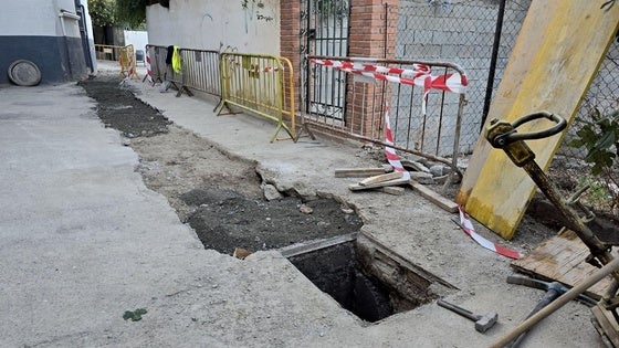 El Ayuntamiento de Huétor Vega soluciona diversos problemas de filtraciones procedentes de acequias
