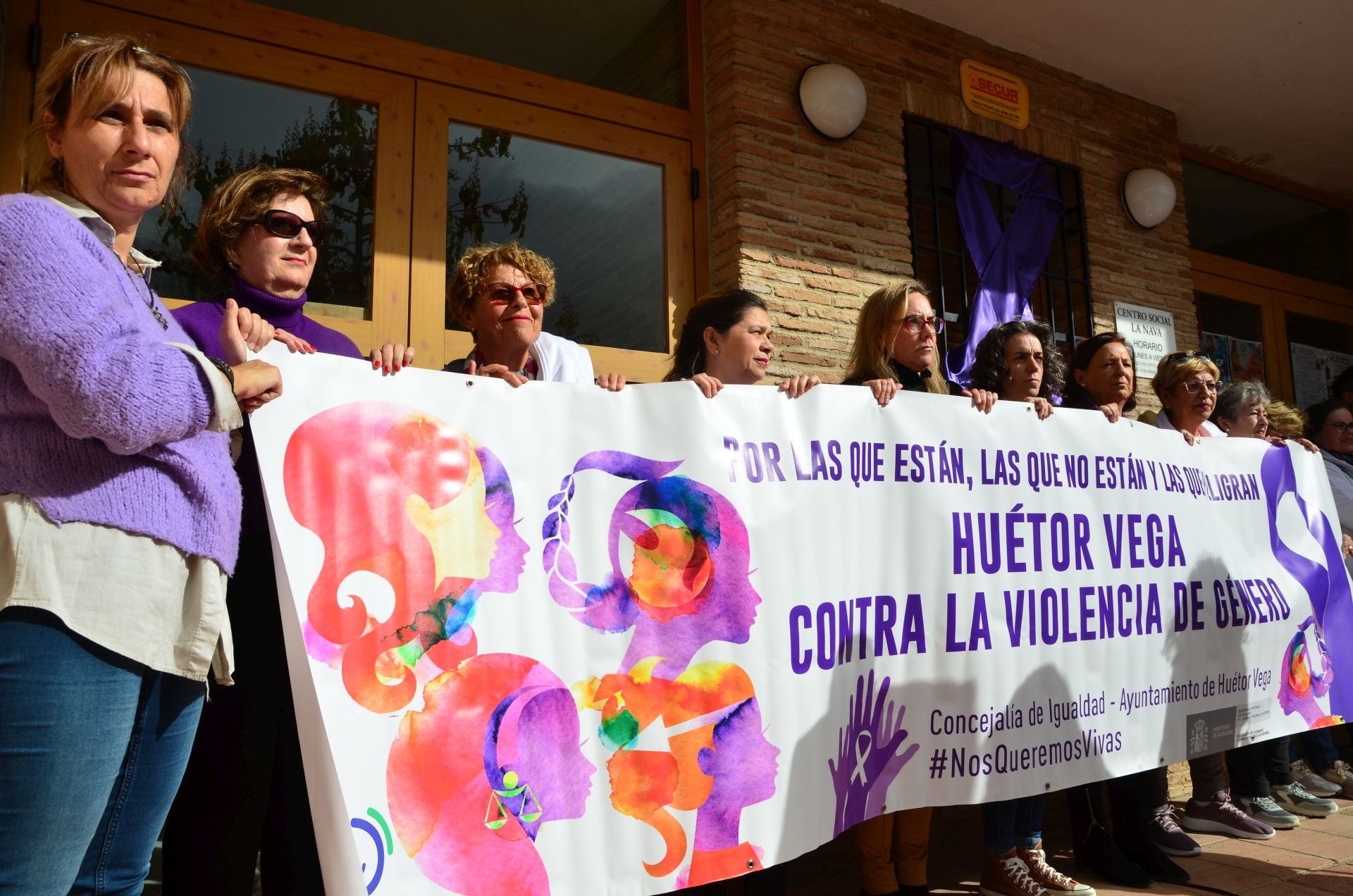 El IES Los Neveros de Huétor Vega clama contra la violencia machista