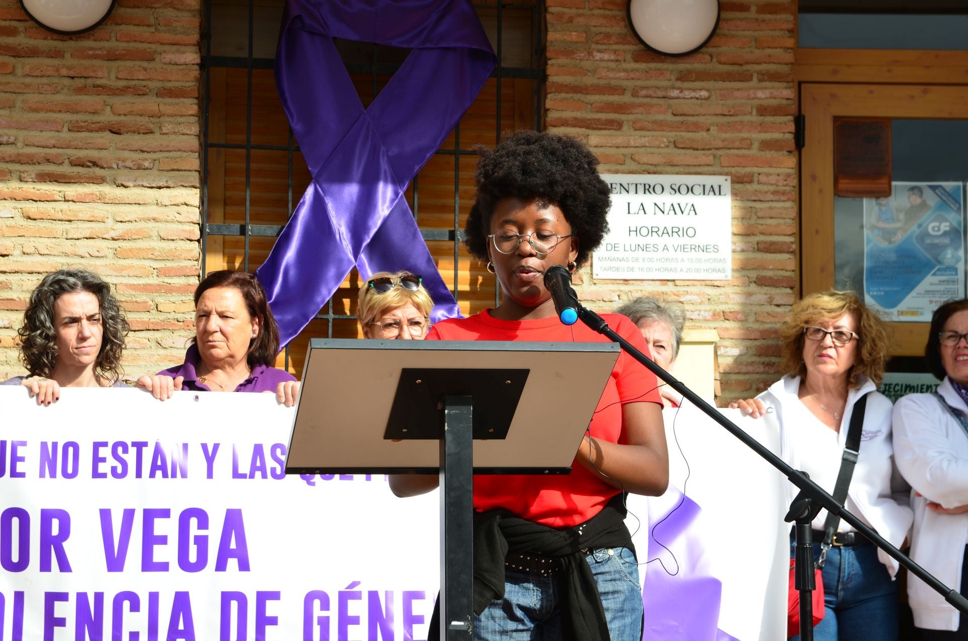 El IES Los Neveros de Huétor Vega clama contra la violencia machista