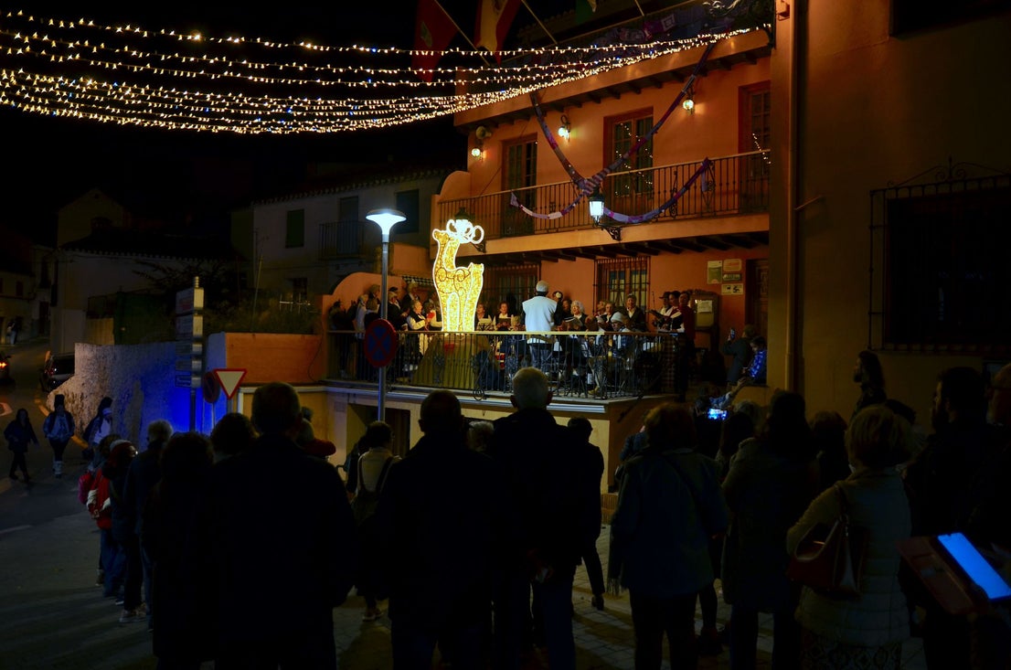 Huétor Vega alumbra ya su Navidad