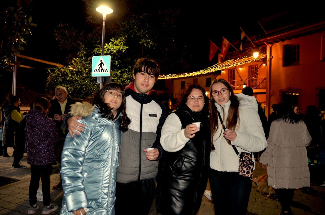 Huétor Vega alumbra ya su Navidad