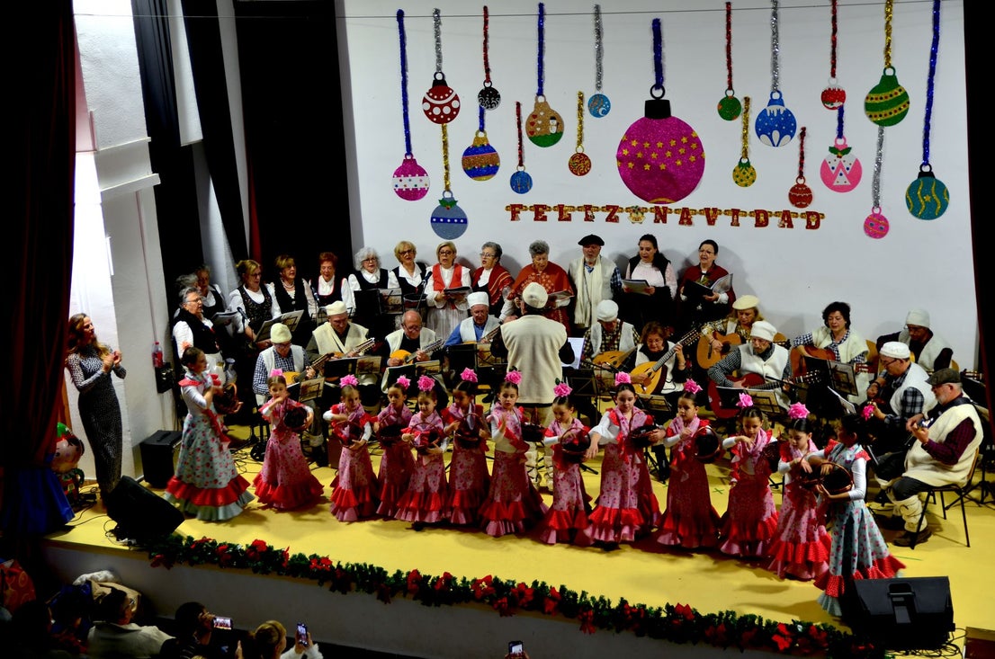 La Navidad relumbra en Huétor Vega
