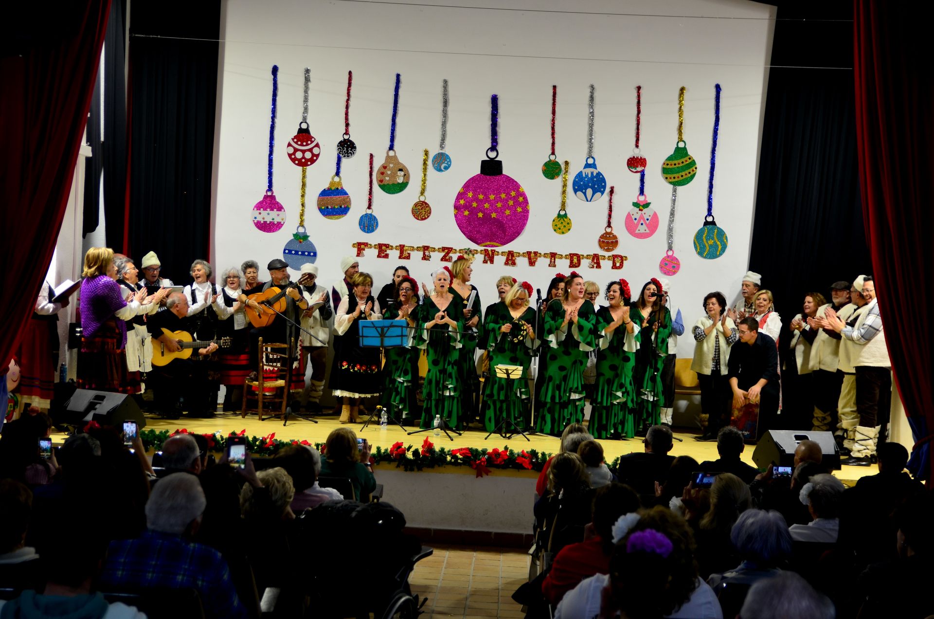 La Navidad relumbra en Huétor Vega