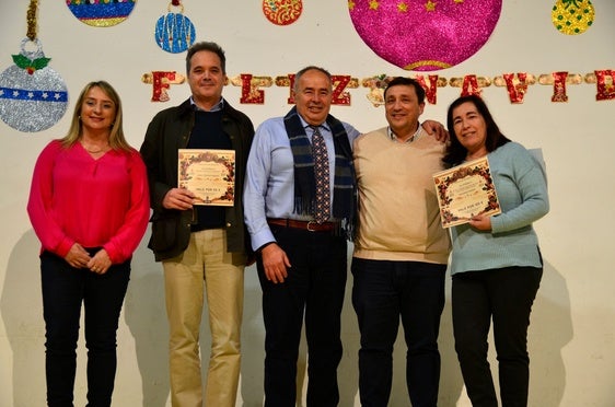Huétor Vega entrega los premios de sus concursos de belenes y postales navideñas