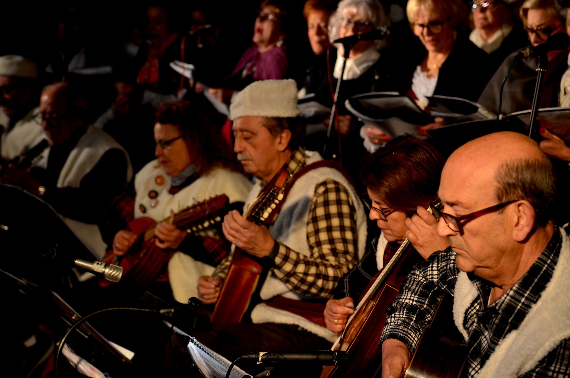 Villancicos junto a la lumbre en Huétor Vega