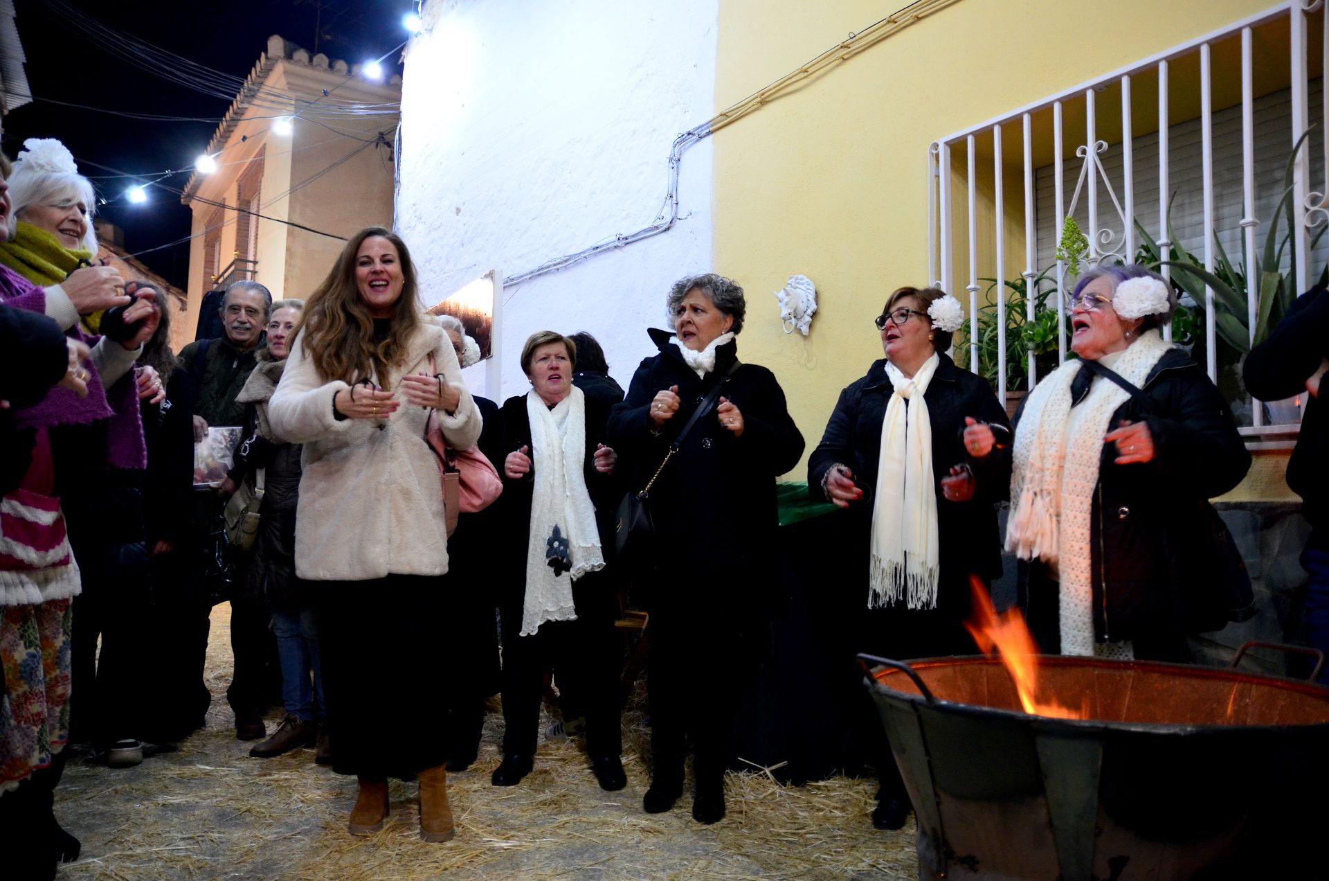 Villancicos junto a la lumbre en Huétor Vega