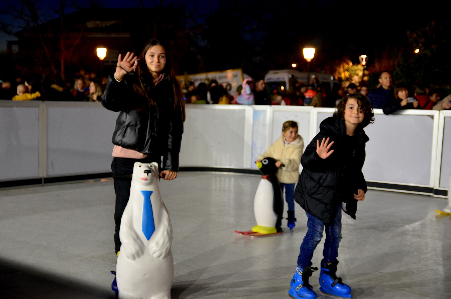 Huétor Vega, una pista de patinaje y la puesta de sol