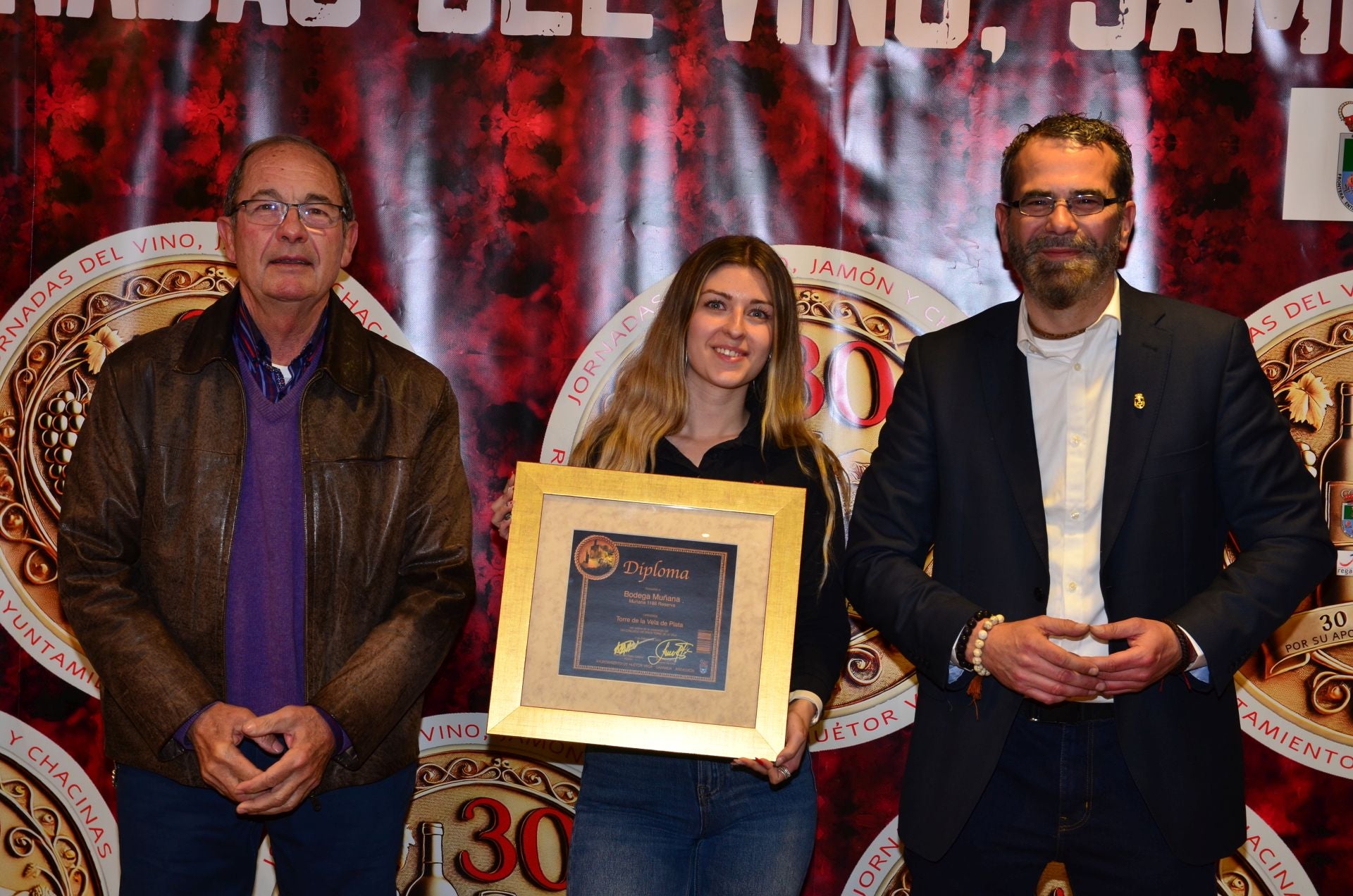 Entrega de premios de los concursos de vinos de Huétor Vega y Granada