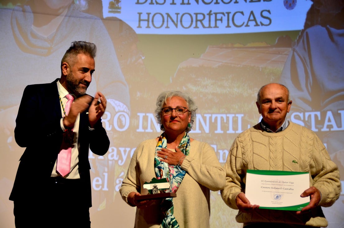 Así ha sido el acto del Día de Andalucía en Huétor Vega
