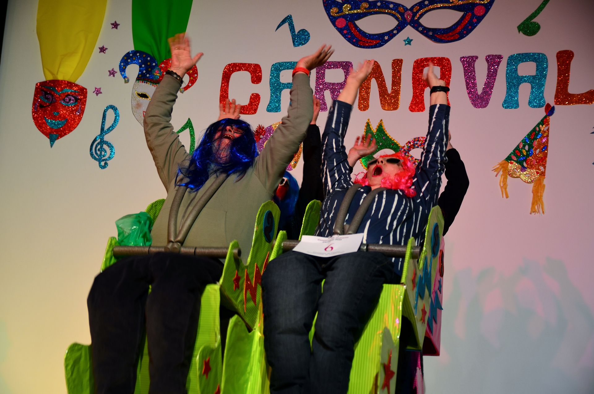 Tarde de disfraces y chirigota en Huétor Vega