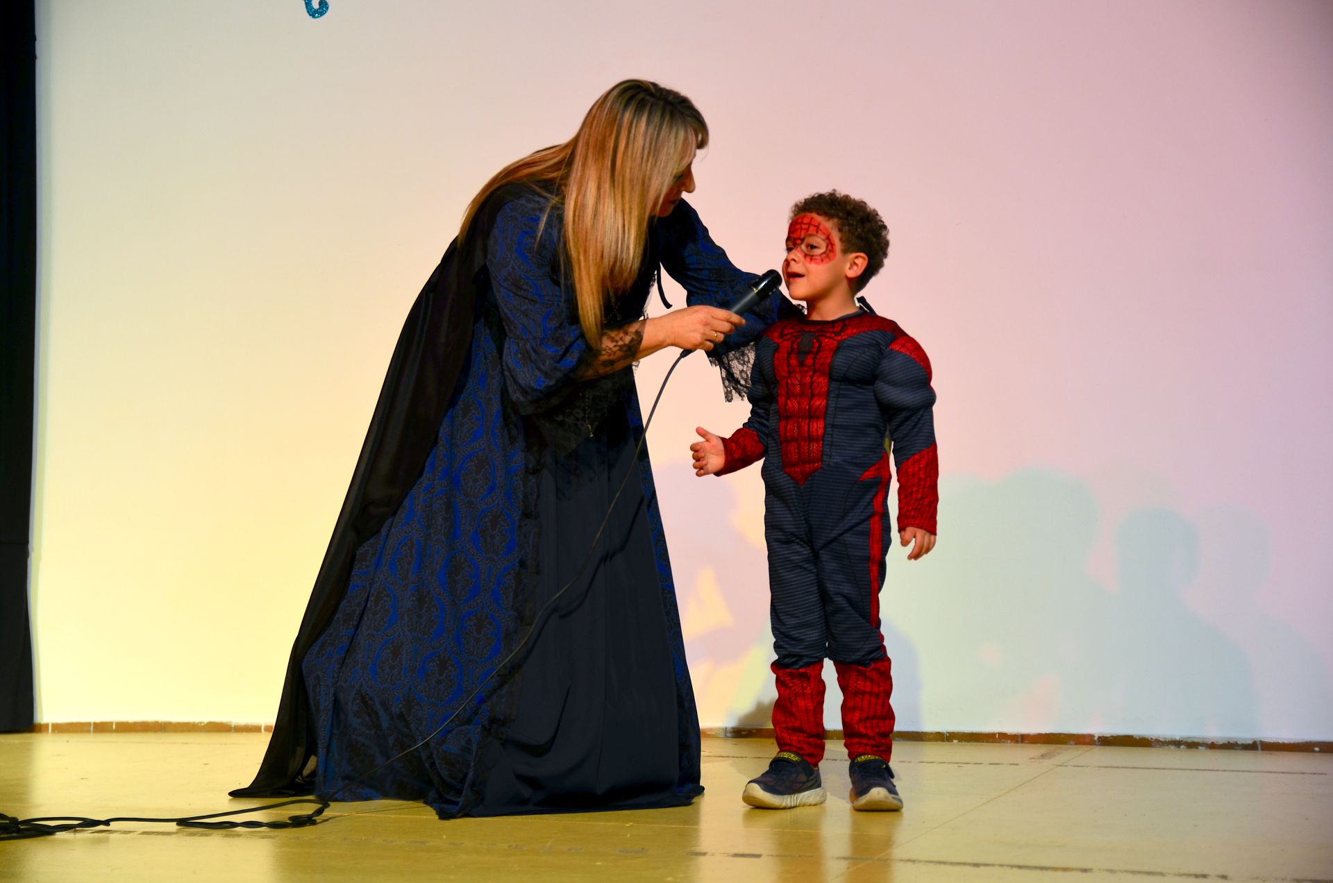 Tarde de disfraces y chirigota en Huétor Vega