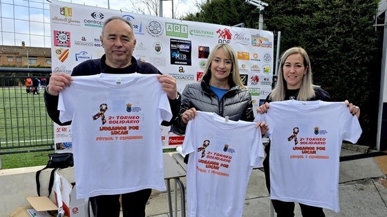 El fútbol femenino, imparable y solidario en Huétor Vega