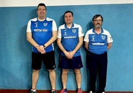 Equipo de veteranos del CD Huétor Vega Tenis de Mesa.
