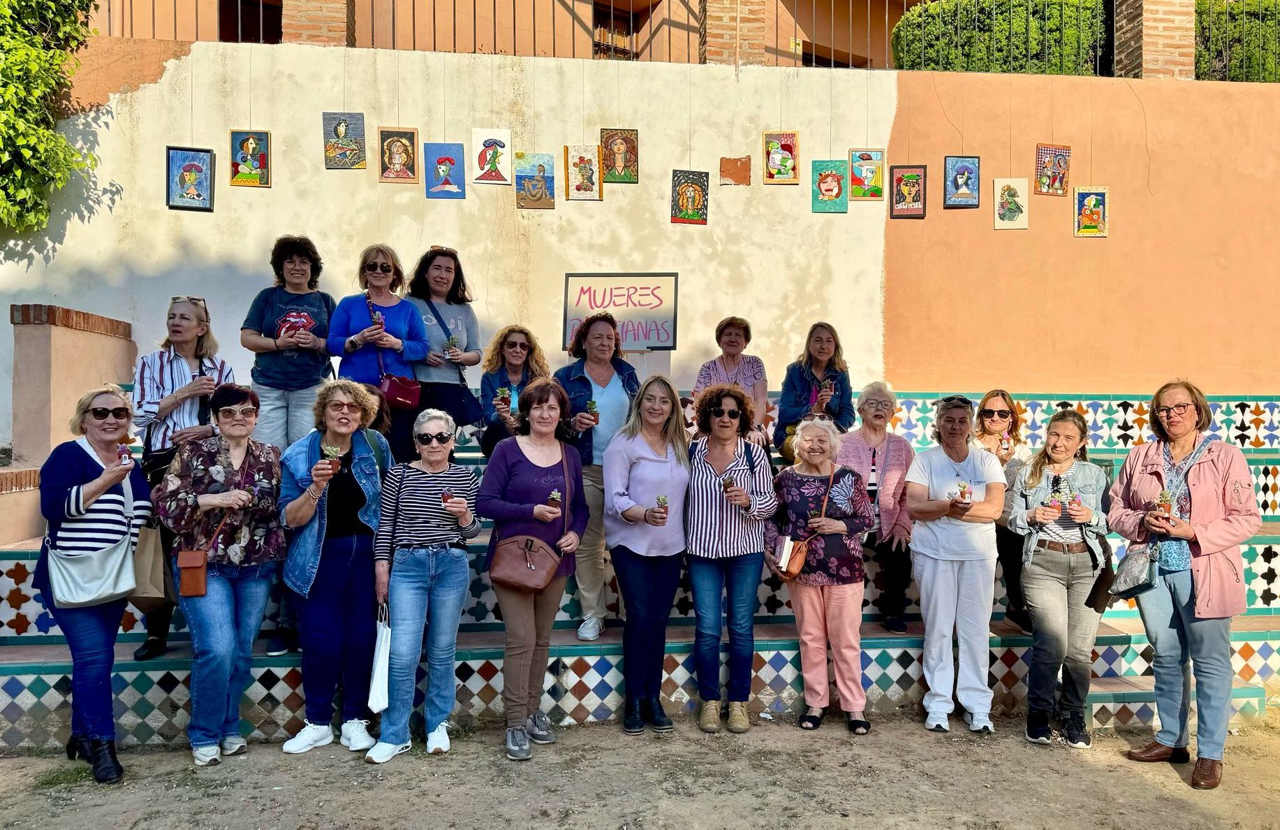 Tertulia «en femenino» y exposición: así vivió Huétor Vega la tarde del apagón