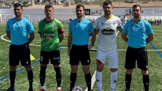 El decisivo derbi en Las Viñas acaba en reparto de puntos