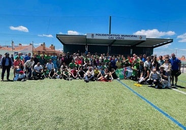 Foto de final de temporada del CD Huétor Vega, este domingo en el Municipal Las Viñas.