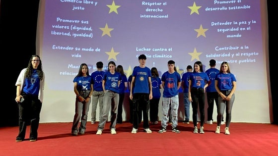 El instituto de Huétor Vega reivindica los valores de la Unión Europea