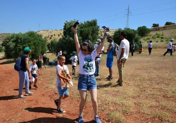 Yincana medioambiental en el Camino de los Neveros, en Huétor Vega.