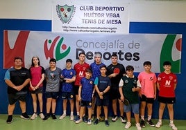 Participantes en la tercera jornada de la Liga de Verano.
