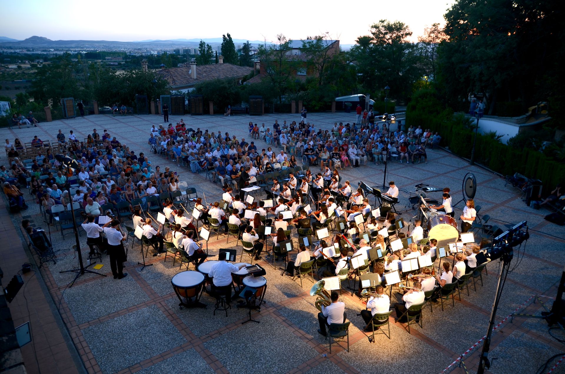 Así fue el aterrizaje del FEX en Huétor Vega