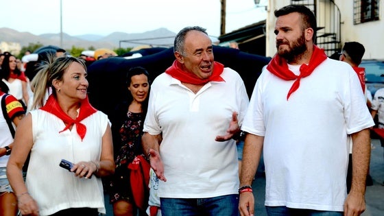 Encuéntrate en el 'encierro de toros' familiar de Huétor Vega