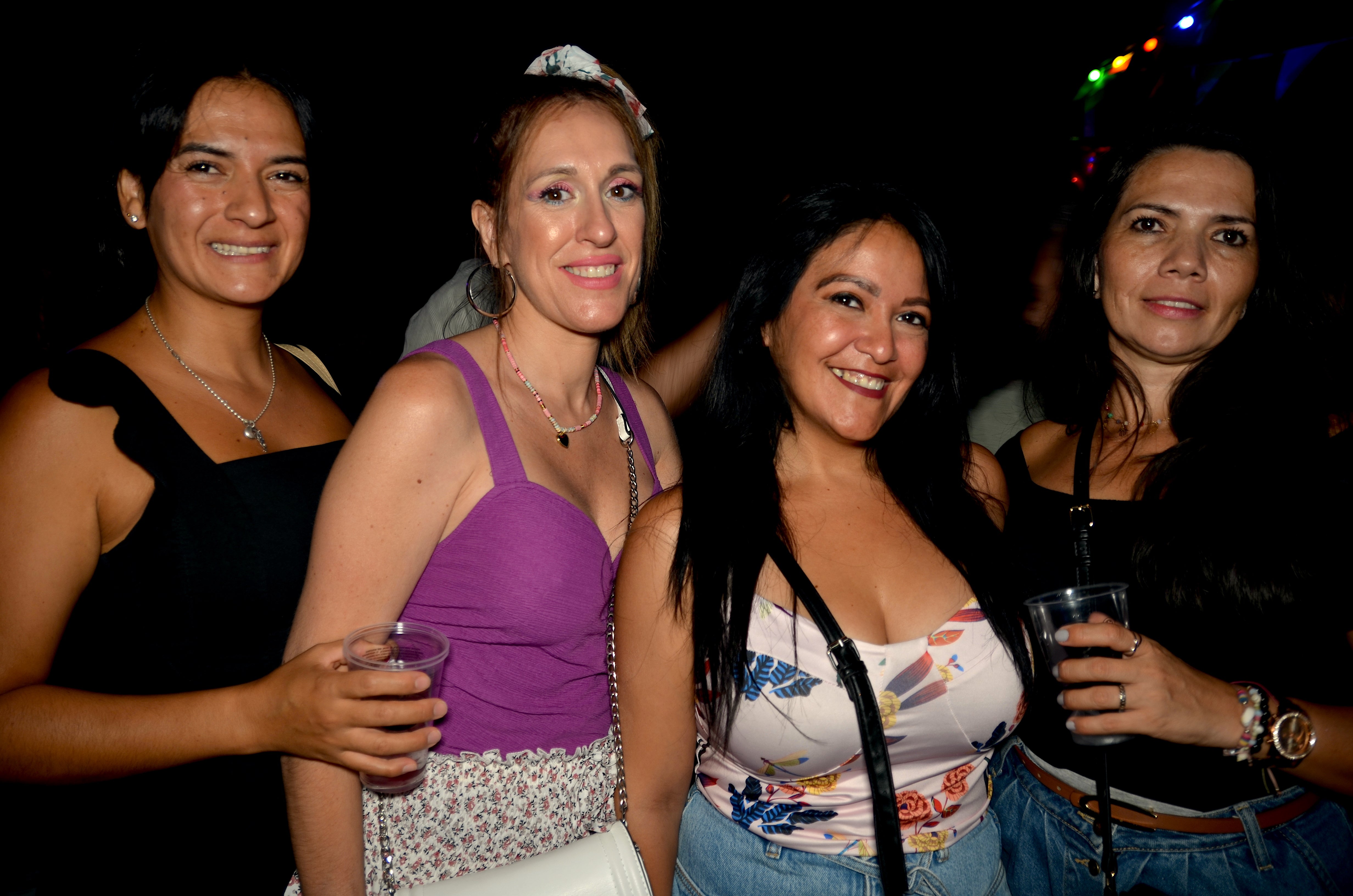 Fiesta &#039;ochentera&#039; en Huétor Vega