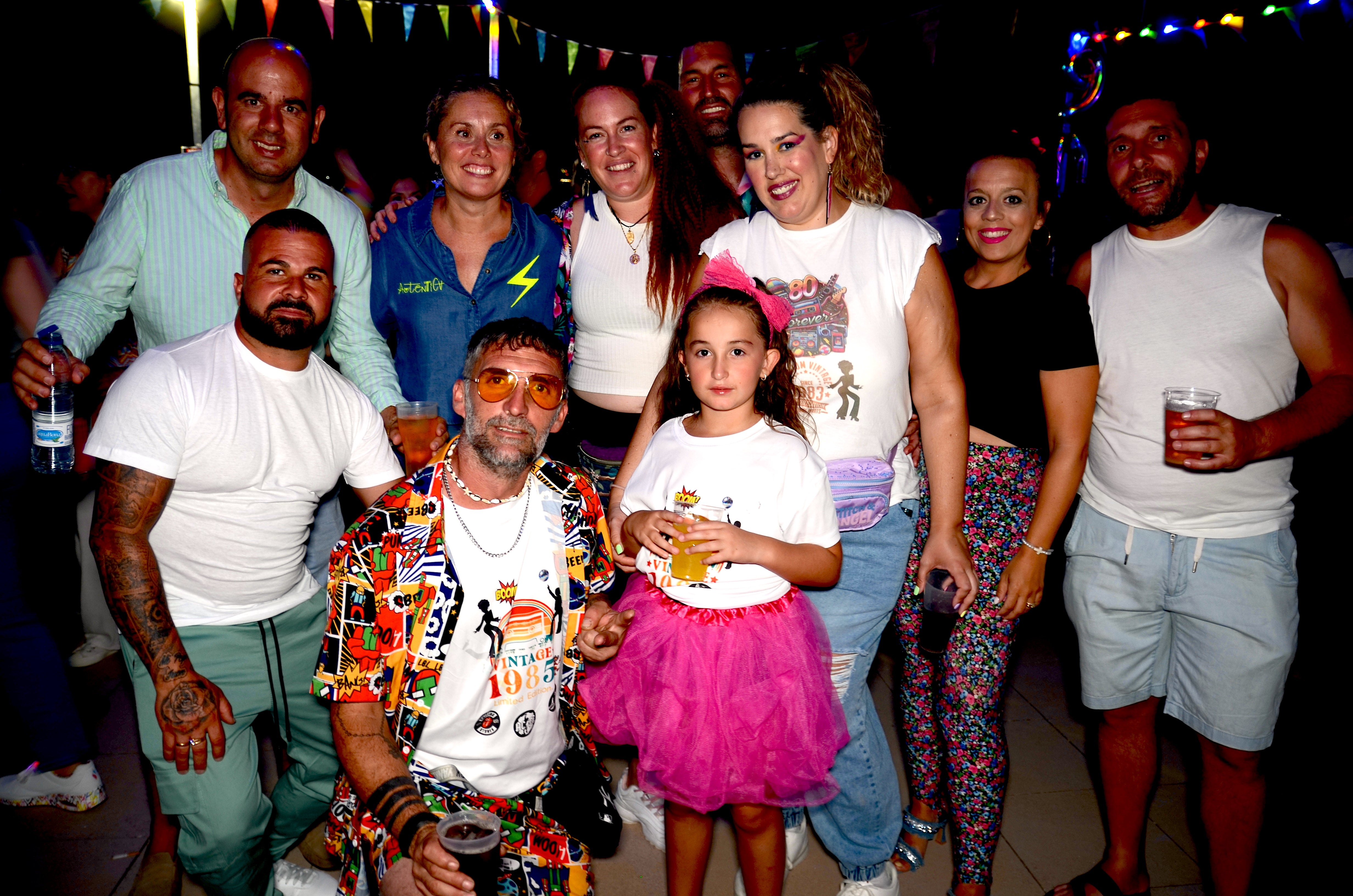 Fiesta &#039;ochentera&#039; en Huétor Vega
