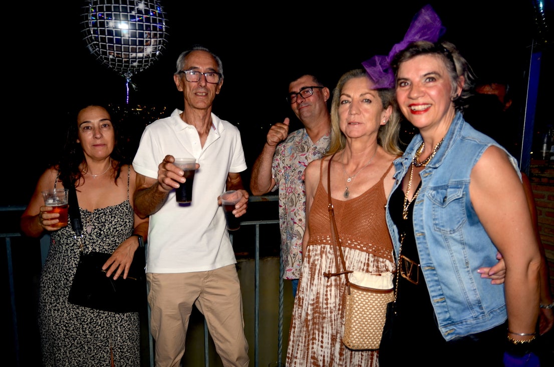 Fiesta 'ochentera' en Huétor Vega