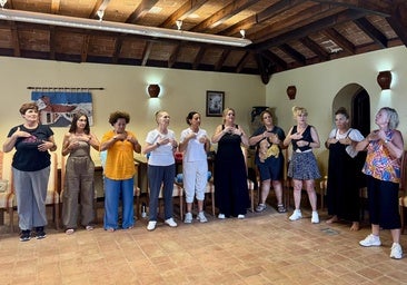 Primer 'Encuentro de mujeres con mujeres' de Huétor Vega y Monachil, en las Cuevas de Pedro Antonio de Alarcón de Guadix.