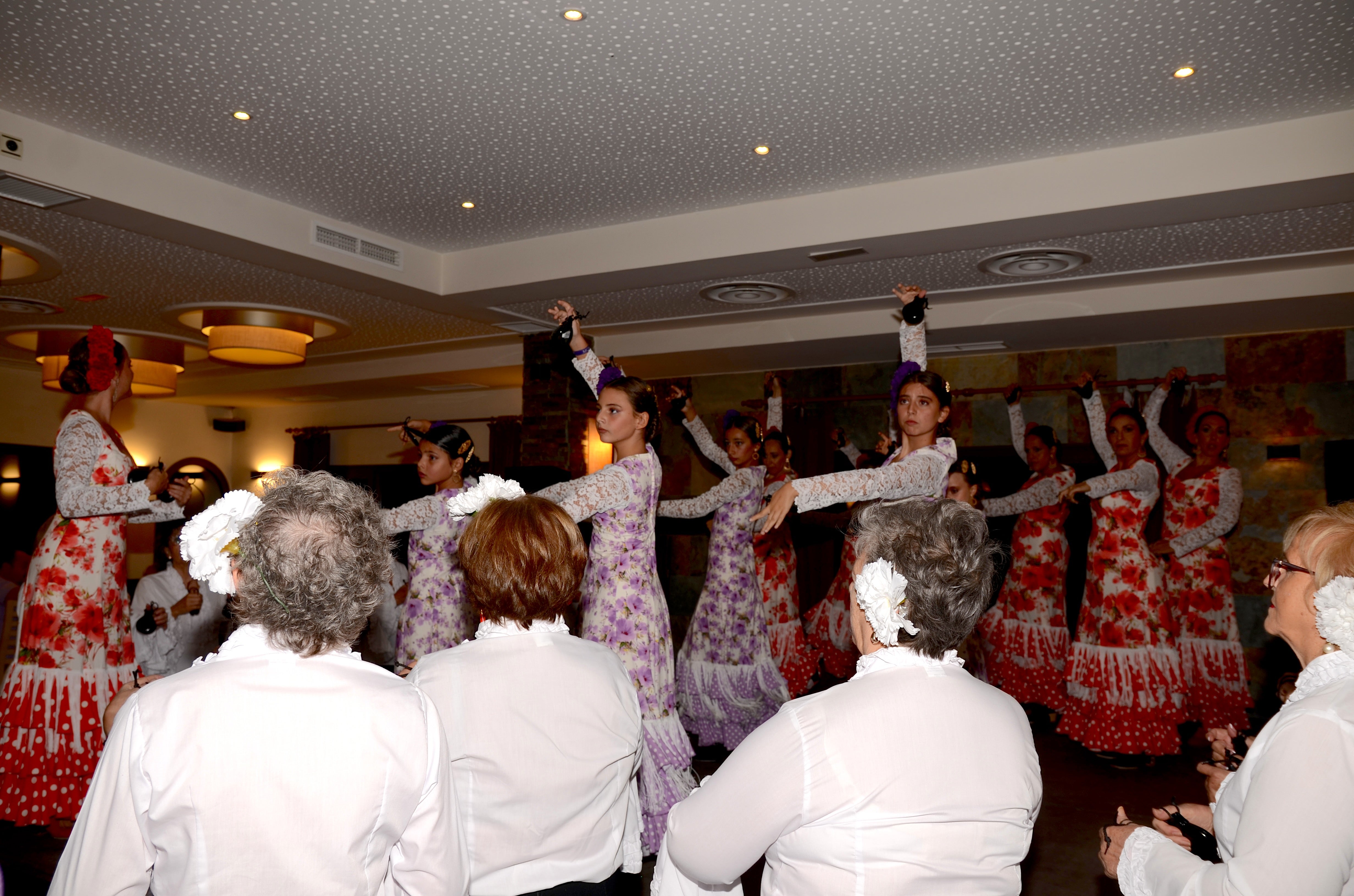 San Miguel, el barrio de Huétor Vega que baila por su patrón